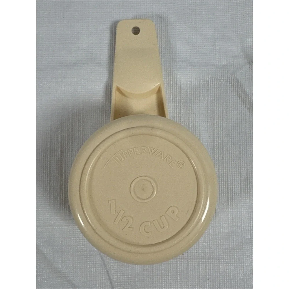 TUPPERWARE Almond 1/2 Cup Measuring Cup 764 Replacement Vintage